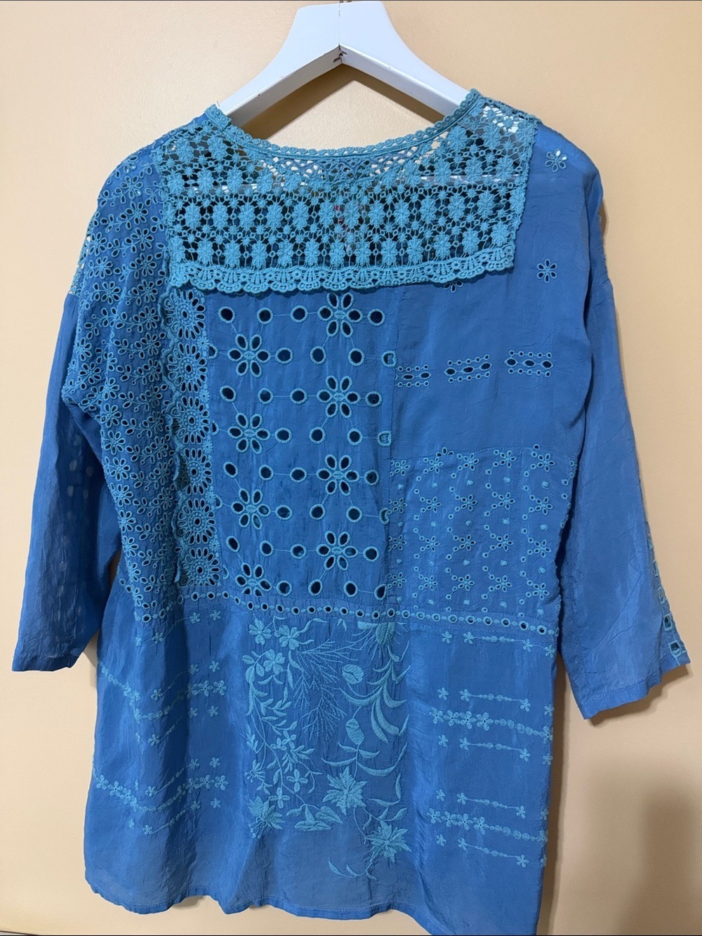 JOHNNY WAS Embroidered Blue Tunic —Relaxed Three-Quarter Sleeve. Medium - Picture 2 of 8